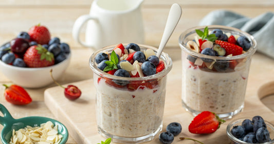 Overnight oats with berries and LSA—simple gut-friendly recipe rich in fibre